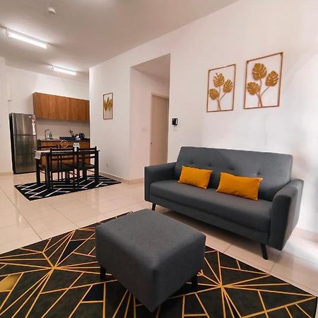 Klia Airport Homestay 10 Sepang Exterior photo